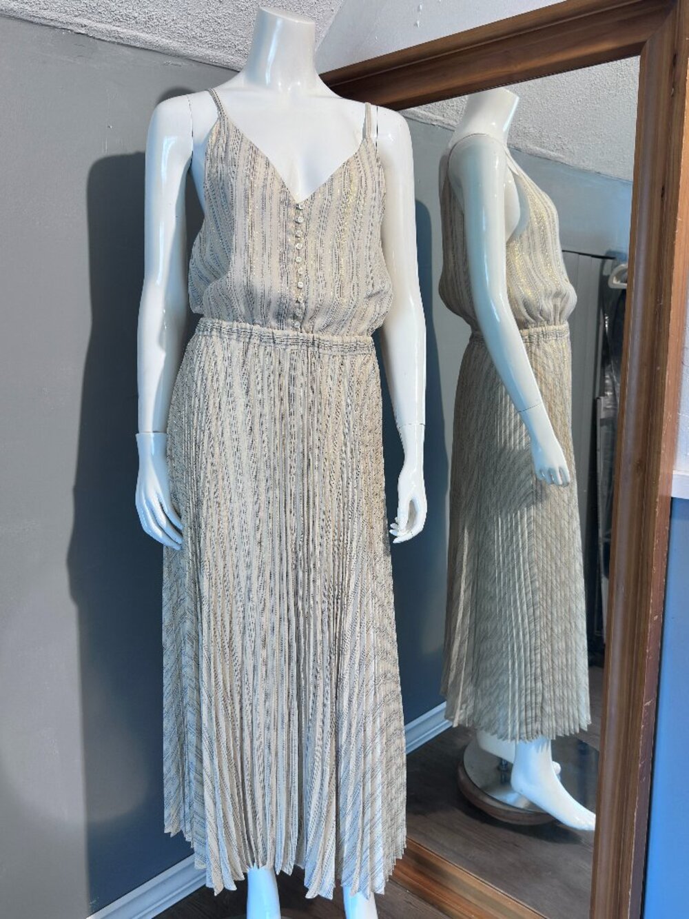 Sessùn Cream Dress Metallic + Light Blue Stripes Open Back Pleated Size M
